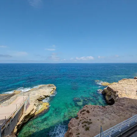 Appartement 1br On The Tigne Waterfront With Terrace By 360 Estates Sliema