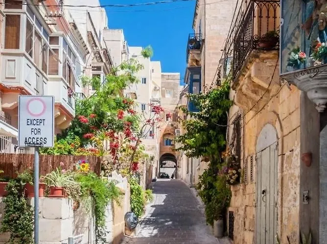 Appartamento 1br On The Tigne Waterfront With Terrace By 360 Estates