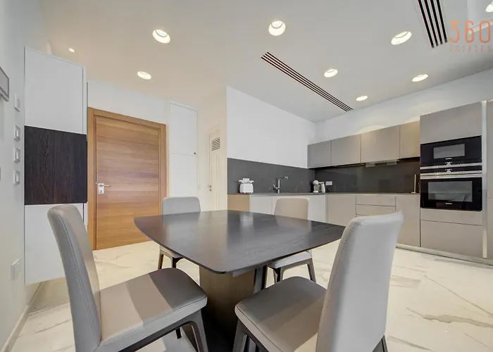 1br On The Tigne Waterfront With Terrace By 360 Estates Appartamento Sliema