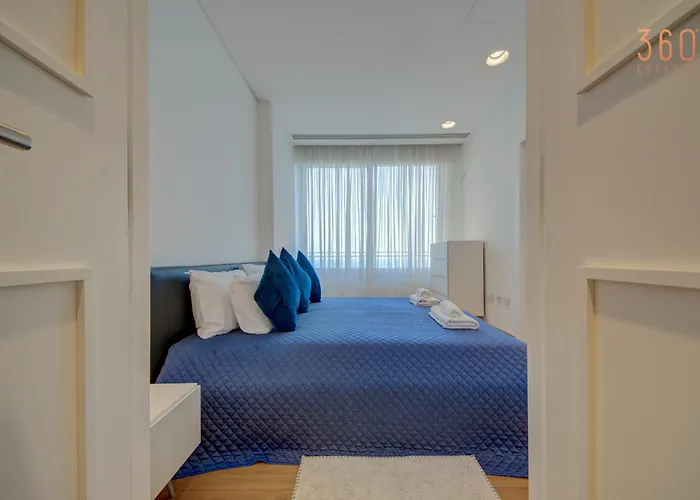 1br On The Tigne Waterfront With Terrace By 360 Estates *